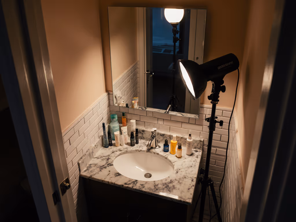 True Color Skincare Lighting In Small Spaces